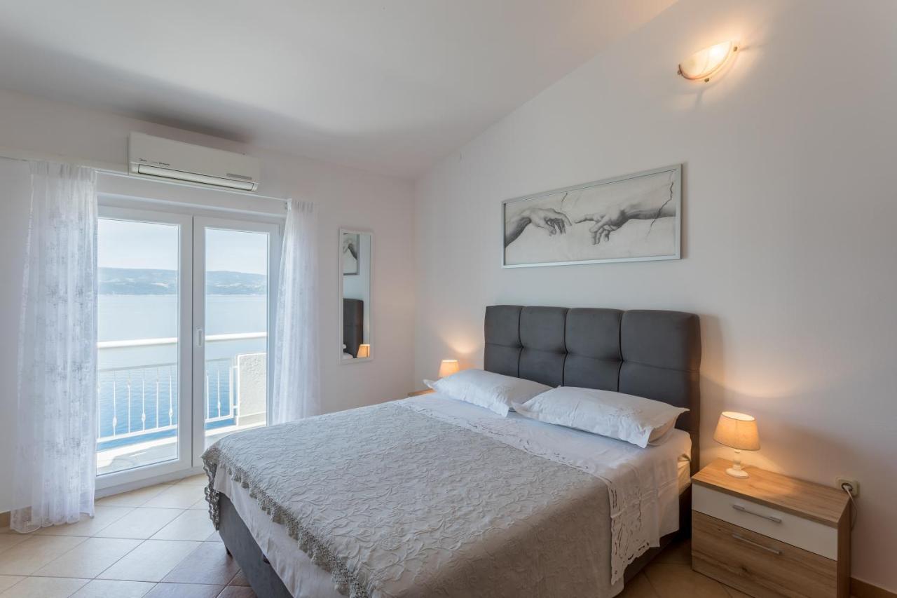 Apartments Drago Kovacic オミシュ エクステリア 写真