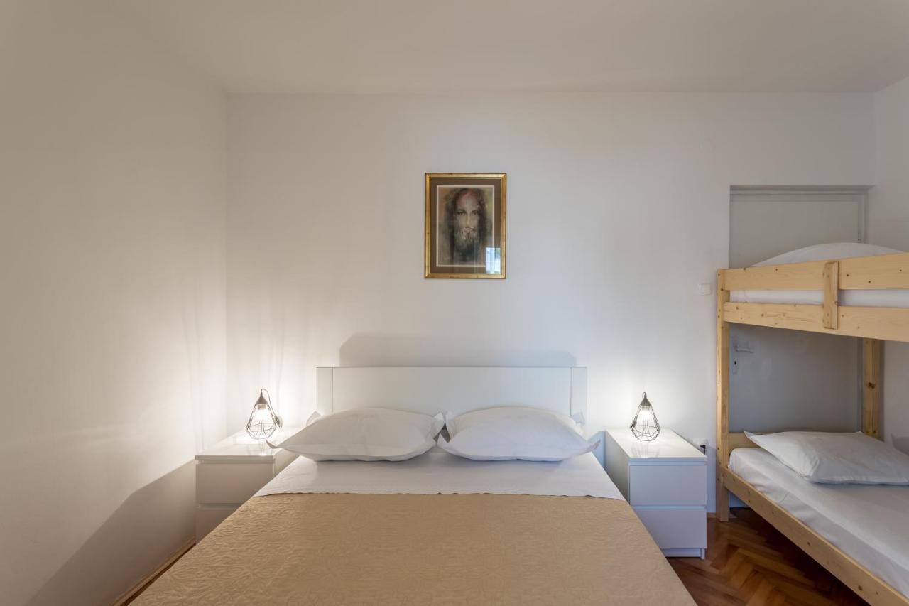 Apartments Drago Kovacic オミシュ エクステリア 写真